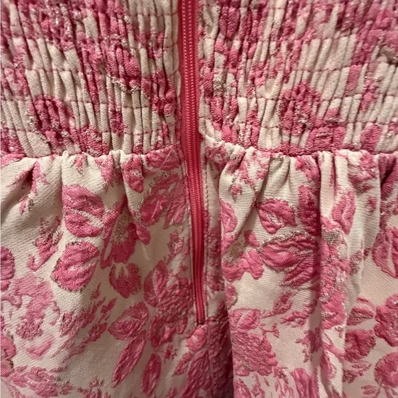 Windsor Pink and Cream Floral Dress - Picture 7 of 10